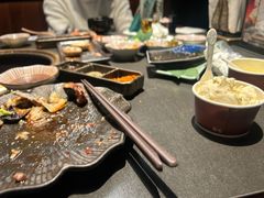 -铭牛烧肉·和牛海鲜自助(高新月牙湖店)