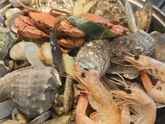 -鑫渔港海鲜本地菜·山海关浑锅(东戴河店)