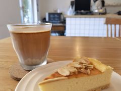 -Cafe Villa