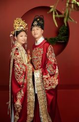 点击看大图 -挪娅婚纱摄影皇家会所
