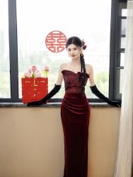 -Lady  Jane高端婚纱礼服馆