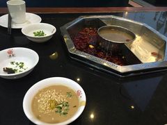 -重庆德庄火锅(体育中心店)