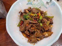 -湖南人家湘菜馆(镇江路店)