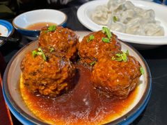 鸭黄狮子头-梅飞酒家(桑园路店)