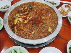 -刘胖娃鱼庄·特色肥肠鱼(杨家坪店)