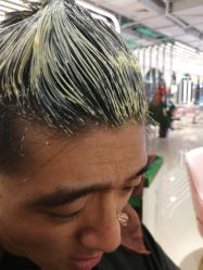 -BULB STUDIO 巴柏明星发型工作室