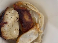 -黄阿姨锅贴大王(万航渡路店)