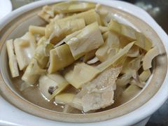 -芦茨金富饭庄·25年老字号·专做稻草鸡