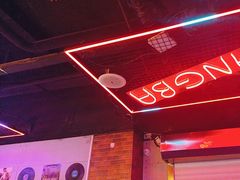 -唱吧麦颂KTV(马驹桥店)
