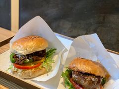 芝心手打牛肉堡-龙治汉堡(中华城店)