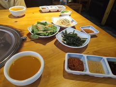 -唯成•韩国炭火烤肉 유성고기