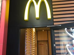 门面-麦当劳(杭州西湖银泰百货店)