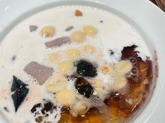 -RUXU入续糖水铺与包(卓悦中心店)