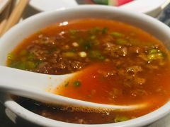 番茄汤底-海底捞火锅鲜切牛肉主题店(长寿路店)