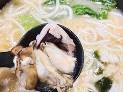 -灵芝妹子海鲜米线(劳动公园店)