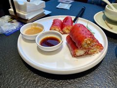红米脆皮鲜虾肠-蝴蝶里·粤菜·点心(龙湖天街&滨江店)