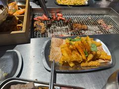 -马路牙子烧烤音乐酒馆(望京店)