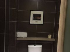 -西安大雁塔科技大学地铁站亚朵酒店