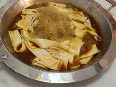 -撒拉人家.酸菜牦牛肉火锅