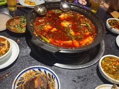 -小饕荟雅安贡椒鱼鲜馆(广福桥店)
