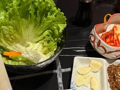 -山川小町·极番烧肉(新地假日广场店)