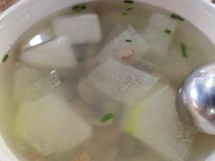 冬瓜海白汤-黄记四更烤乳猪店