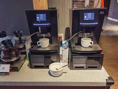 -珠海拱北口岸智选假日酒店