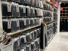 -优衣库(上海正大广场店)