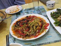 -乡土特色.冷锅鱼.牦牛肉汤锅