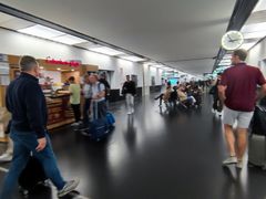 -维也纳国际机场