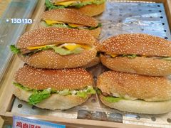 鸡肉汉堡-琳琅LIN LANG(解放店)