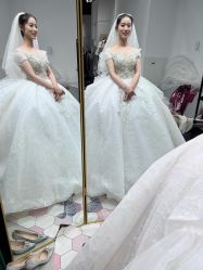 -NaNa婚纱礼服馆