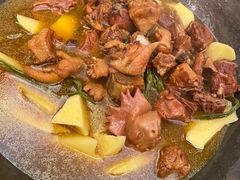 土鸡排骨-小媳妇铁锅炖鱼(世博园店)