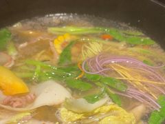 -椰子湾·海南火锅·糟粕醋·椰子鸡(正大广场店)