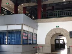 -上海长海医院-地下停车场