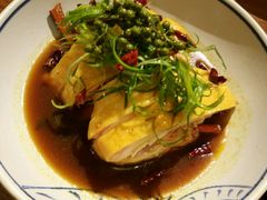 -云海肴·汽锅鸡·云南菜(天山百盛优客店)