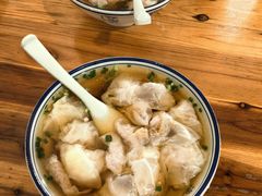 -两棵树馄饨店(渔梁住保小区店)