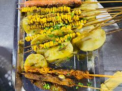 -小辣椒火盆烧烤(温泉南街店)