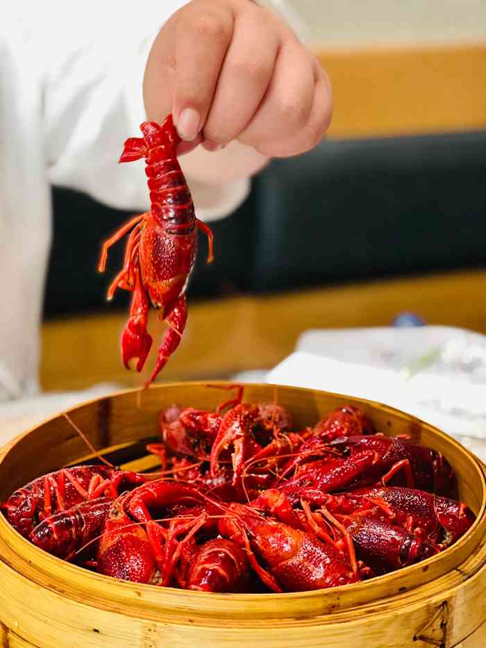 靓靓蒸虾(雪松路创始店)-"今年毕业的时候和室友们过来吃的,五个人点.