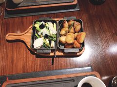 -恰餐厅及酒吧 CHAR Bar & Grill (北京丽都皇冠假日店)
