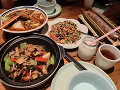 -缘生态云南菜·野生菌庭院餐厅(华侨城店)