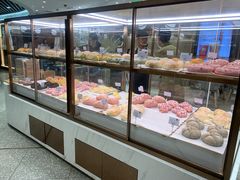 面包甜点陈列柜-奈雪的茶(新天地广场PRO店)