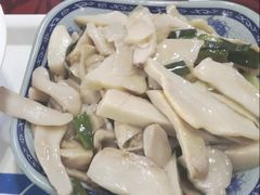 鸡腿菇-7+7私家饭堂(人民路店)