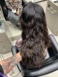 -摩登时代美发沙龙