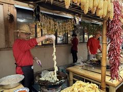 -袁山山重庆火锅(丈八北路店)