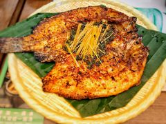 傣味香茅草烤罗非鱼-云海肴云南菜(曲江大悦城店)