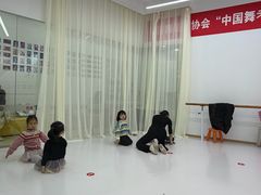 -美育儿童音乐舞蹈国际机构(浦东分校)