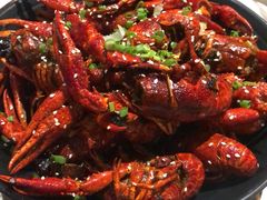 -巴厘龙虾·榜首油焖大虾(音乐学院·沿江酒馆店)