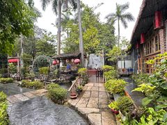-花溪雨·森林餐厅(石基店)