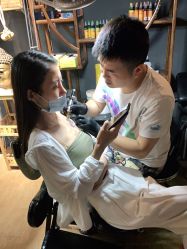-木子·纹身店TATTOO穿孔·洗纹身